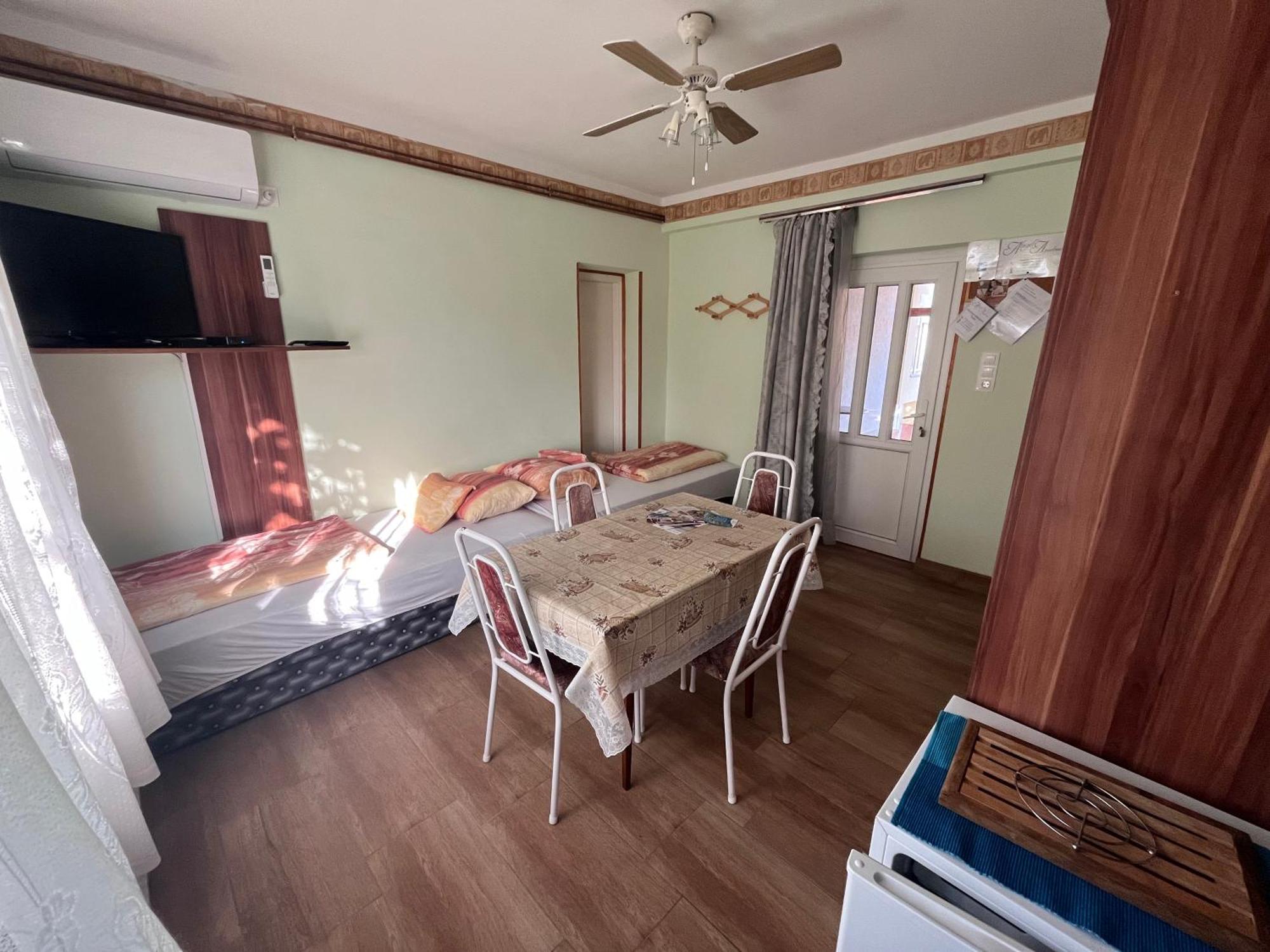 Abigel Apartman Морахалом Экстерьер фото